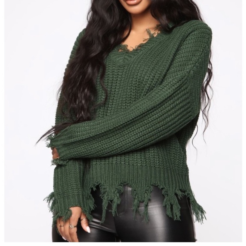 NWT Fashion Nova Always Distressing Me Out Sweater chunky knit fringe Green M